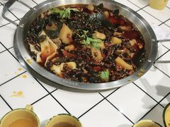 -晓彭肥肠鸡·泡椒鸡火锅(水木天地店)