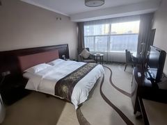 -潍坊鸢飞大酒店(泰华城店)