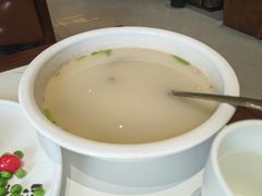 -梅利汴京烤鸭•开封豫菜地标店(东大街店)