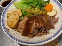 隆江猪脚饭-潮界(虹桥新天地店)