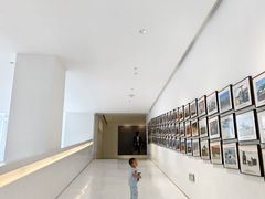 -罗红摄影艺术馆