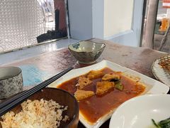 -天天向上素食餐厅(五台山店)