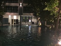 -VENU+海景酒廊
