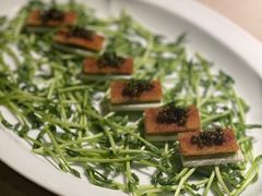 鱼子酱脆皮松板肉-解香楼(八盘岭路店)