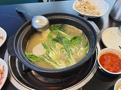 -野菌皇海景野生菌火锅(滨海大道店)
