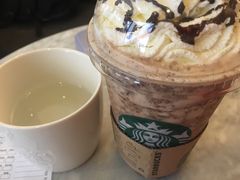 -星巴克(港汇1号办公楼店)