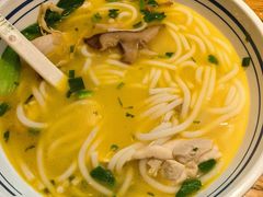 -鑫花溪牛肉米粉(文星广场店)