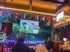 -Famous肥猫墨西哥音乐餐吧(五棵松华熙LIVE店)