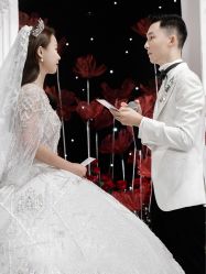 -伯瓷皇后婚纱艺术空间