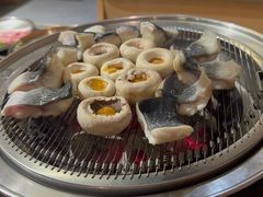 -围炉肉舍•炭烤活鳗•丹东海鲜烤肉(步行街店)