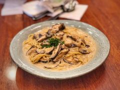 -玛格萝妮比萨屋(四平店)
