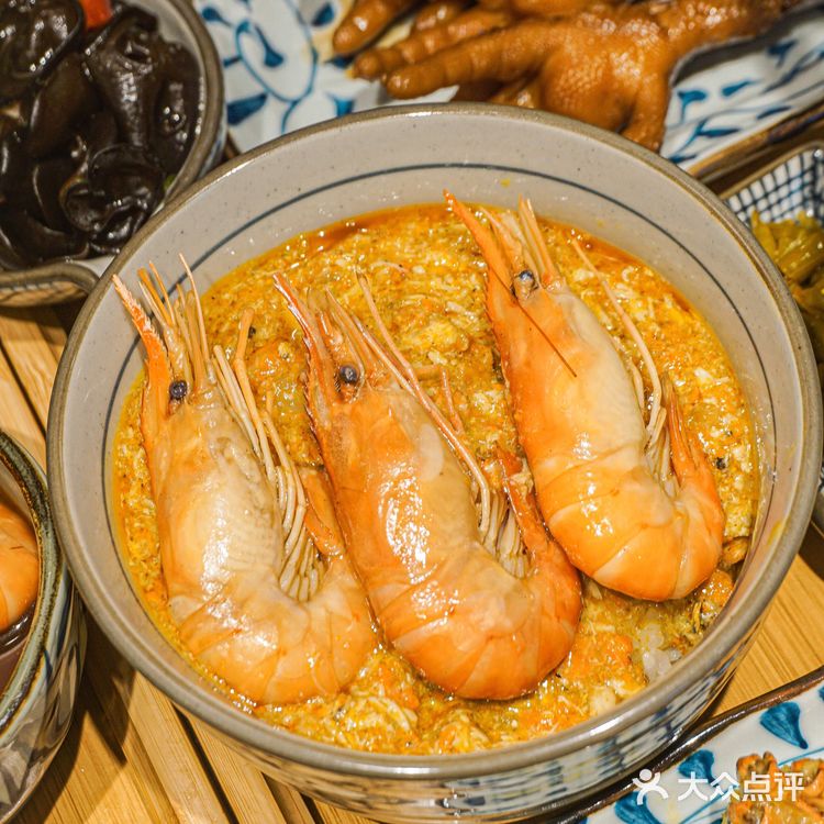 火遍江浙沪的蟹叁宝，在成都也能吃上啦！！