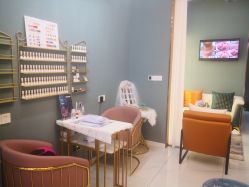 -菩羽·专业美胸·连锁养护中心