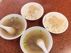 青榄猪肺汤-猪脚洪隆江猪脚饭