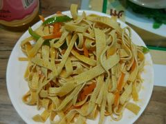 -陇上全荟兰州传统牛肉面(延吉路店)