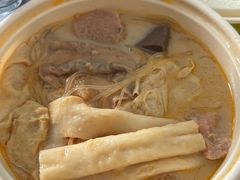 -张亮麻辣烫(三亚商品街店)