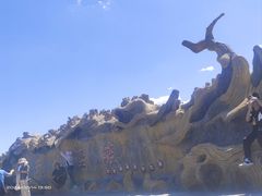 -江布拉克景区怪坡停车场