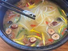 -桥香园云南过桥米线(红龙井店)