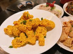 咸蛋黄牛蛙-三酉星·枫·山風与野菜(上海总店)