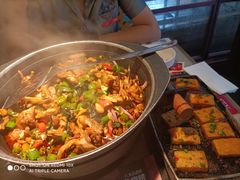 -蛙小侠·沸腾砂锅(西关新天地店)