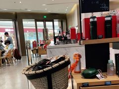 -星巴克臻选(深圳龙华红山天虹店)