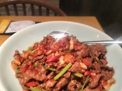 -爱碗亭·鲜炒湖南菜(壹城中心店)