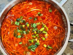 -黄利砖万峰林布依特色酸笋牛肉馆