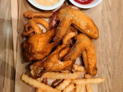 -必胜客(新中纬店)
