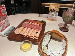 -俄士厨房(环球港店)