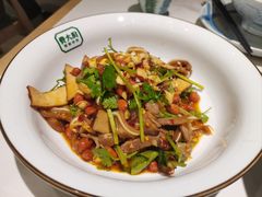 湘辣热卤-费大厨辣椒炒肉(正佳广场店)