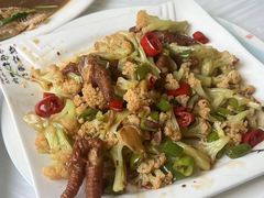 -宾朋海鲜饭庄(兴海路店)