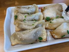 牛肉鍋貼-小姜锅贴(凤凰街店)
