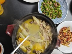 -状元人家·公园别墅衡东土菜(溪悦荟店)