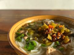 -正宗李家土鸡米线店