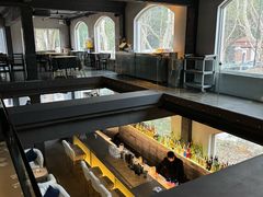-穹六人间 people 6(岳阳路店)