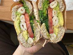 -Catch Bagel(芳草地店)