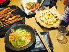 -何师烧烤·香辣蟹·川菜·30年老品牌(太古里旗舰店)