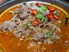 过桥肥牛-叶派龙虾•招牌香辣蟹·海鲜(中海国际店)