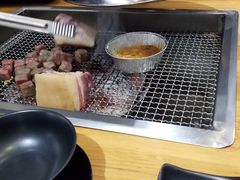 -肉甲韩国木炭烤肉(新壹街1店)