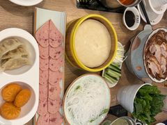 -龙聚德北京烤鸭(沙坪坝华宇A馆店)