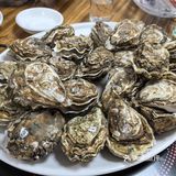 苏岗村里有肥嘟嘟的生蚝吃噢！