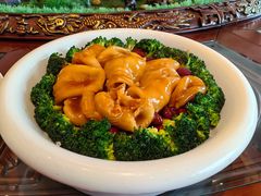 -鹏城人家海鲜酒家·23年老字号(较场尾店)