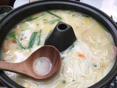 -飞虎过桥米线(翠湖店)