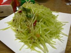 -超越海鲜屋(飞龙物业店)