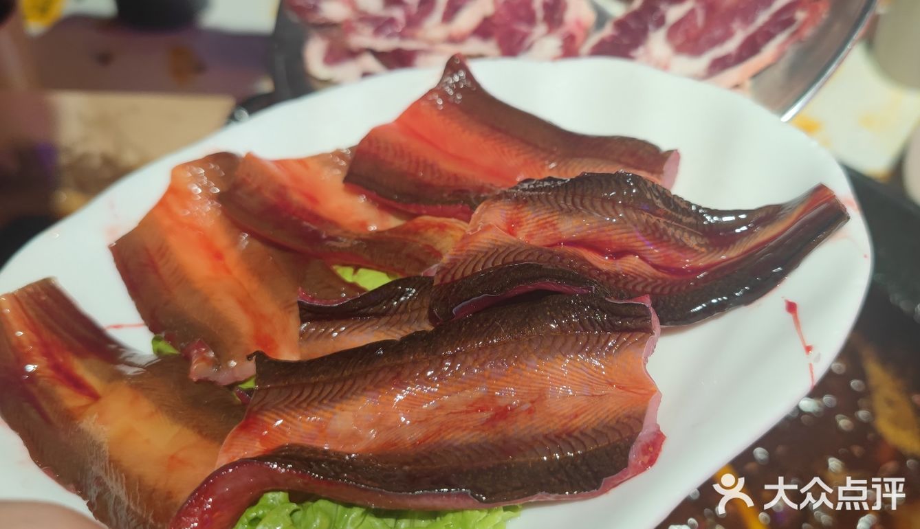 开在成都西宸天街“五年老店”的重庆老火锅