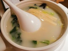 无油鱼汤腐竹煮时蔬-大树餐厅(益田假日店)