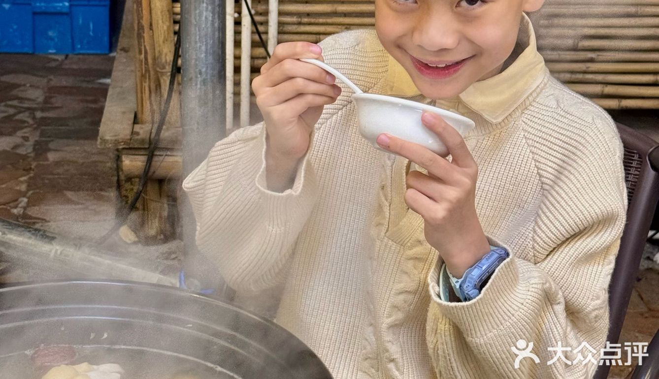 南城这家院子里面的鸡煲好香🤤翻看相册又馋了