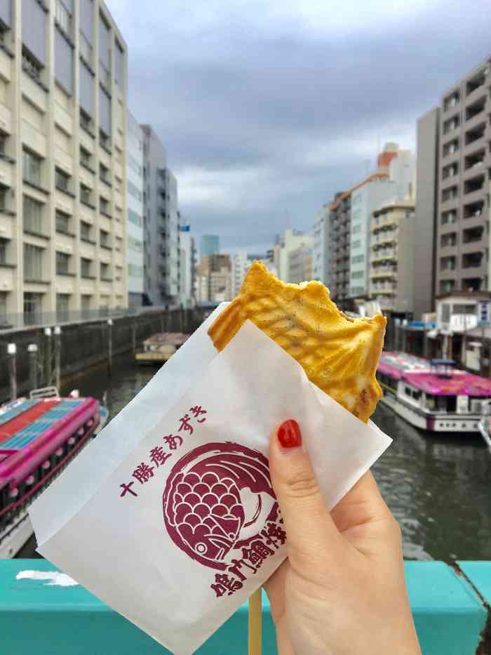 鸣门鲷烧本铺-"鲷烧是一定要吃的,看看是吃那一个口味罢了.