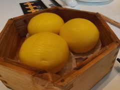 凤凰流沙包-南棠馆粤菜坊(销品茂店)