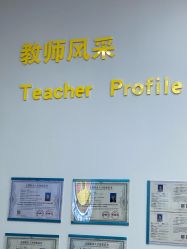 -熊小米专业儿童游泳馆